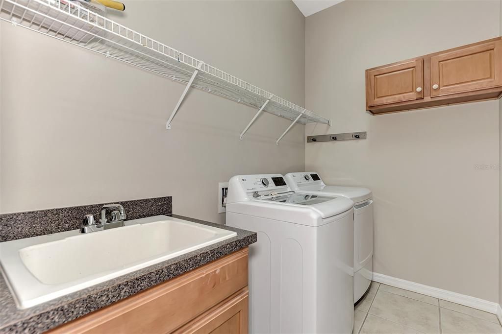 For Rent: $4,500 (4 beds, 3 baths, 2578 Square Feet)