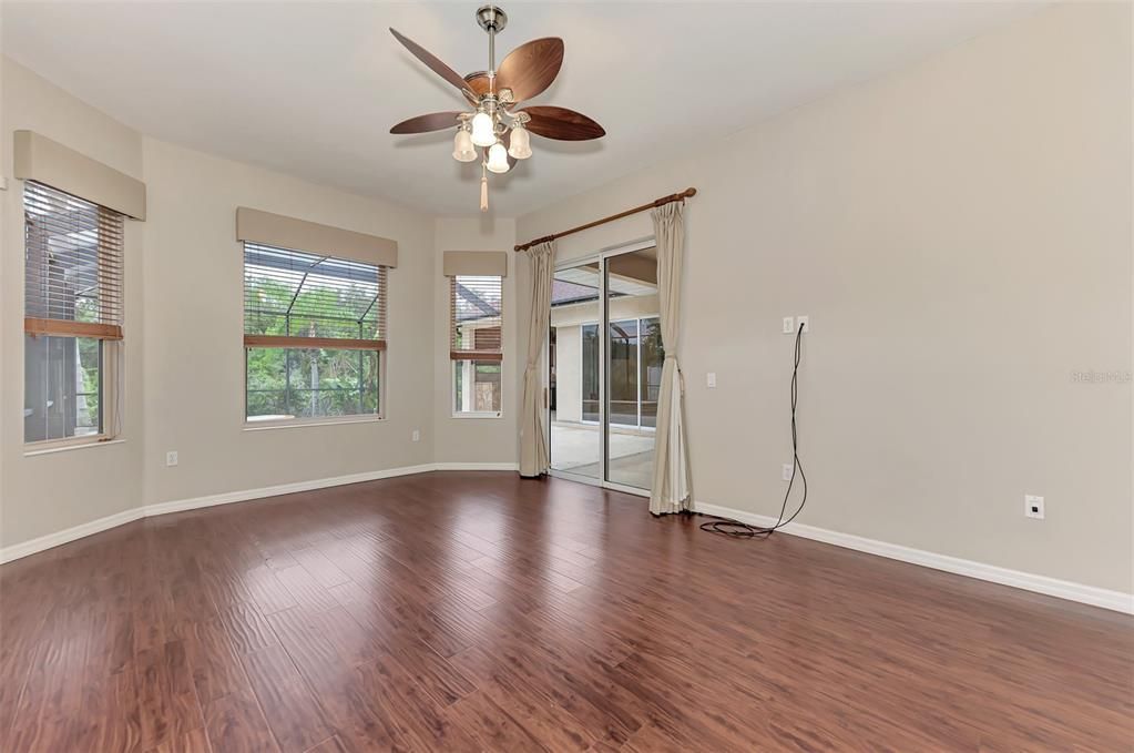 For Rent: $4,500 (4 beds, 3 baths, 2578 Square Feet)
