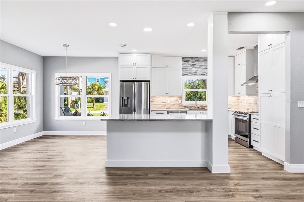 For Sale: $999,999 (4 beds, 3 baths, 2327 Square Feet)