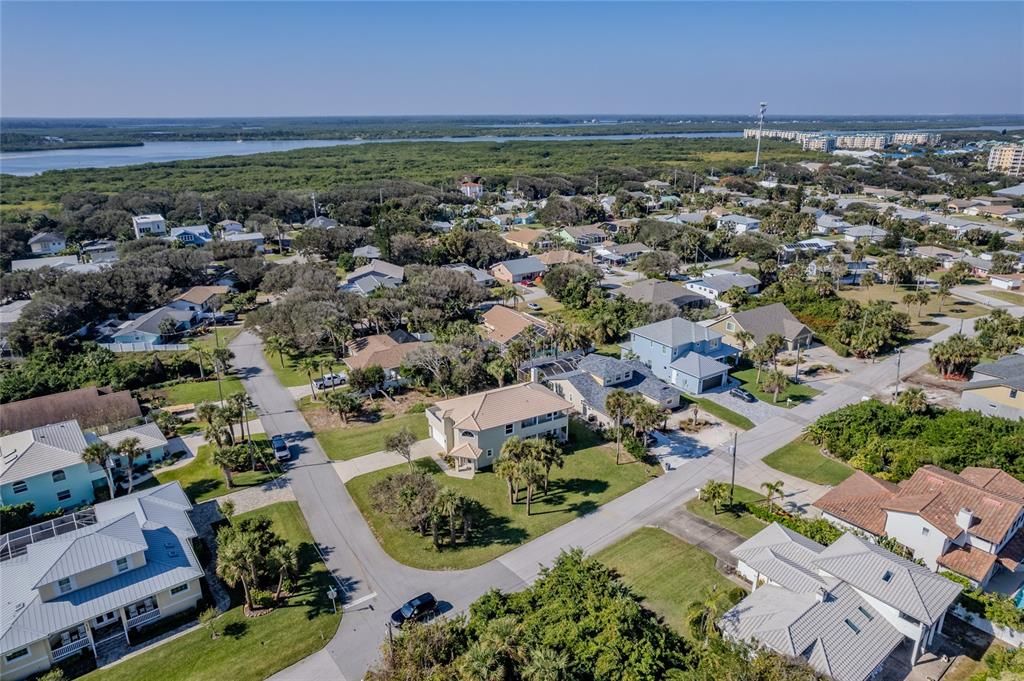 For Sale: $999,999 (4 beds, 3 baths, 2327 Square Feet)