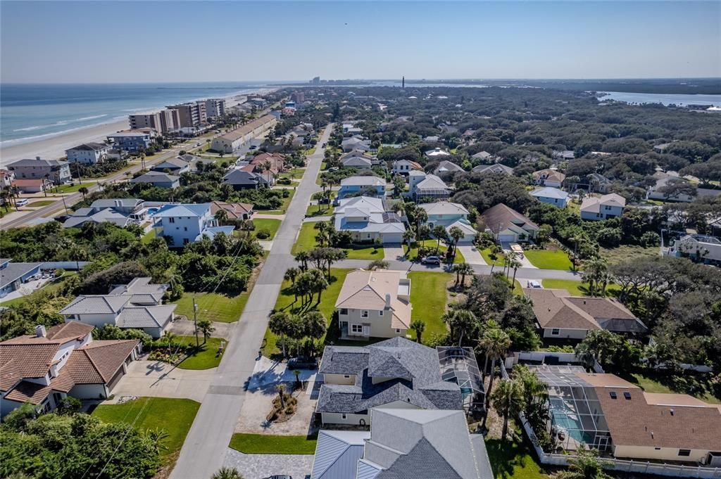 For Sale: $999,999 (4 beds, 3 baths, 2327 Square Feet)