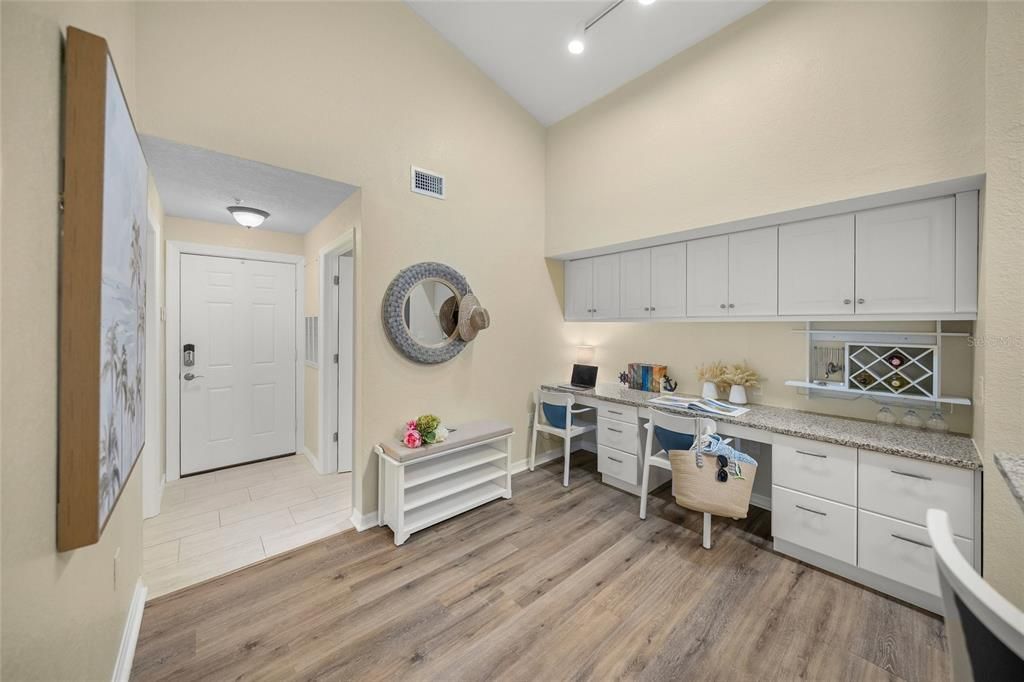 For Sale: $219,000 (2 beds, 2 baths, 1209 Square Feet)