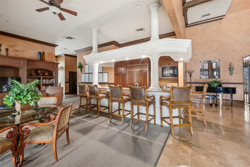 For Sale: $219,000 (2 beds, 2 baths, 1209 Square Feet)