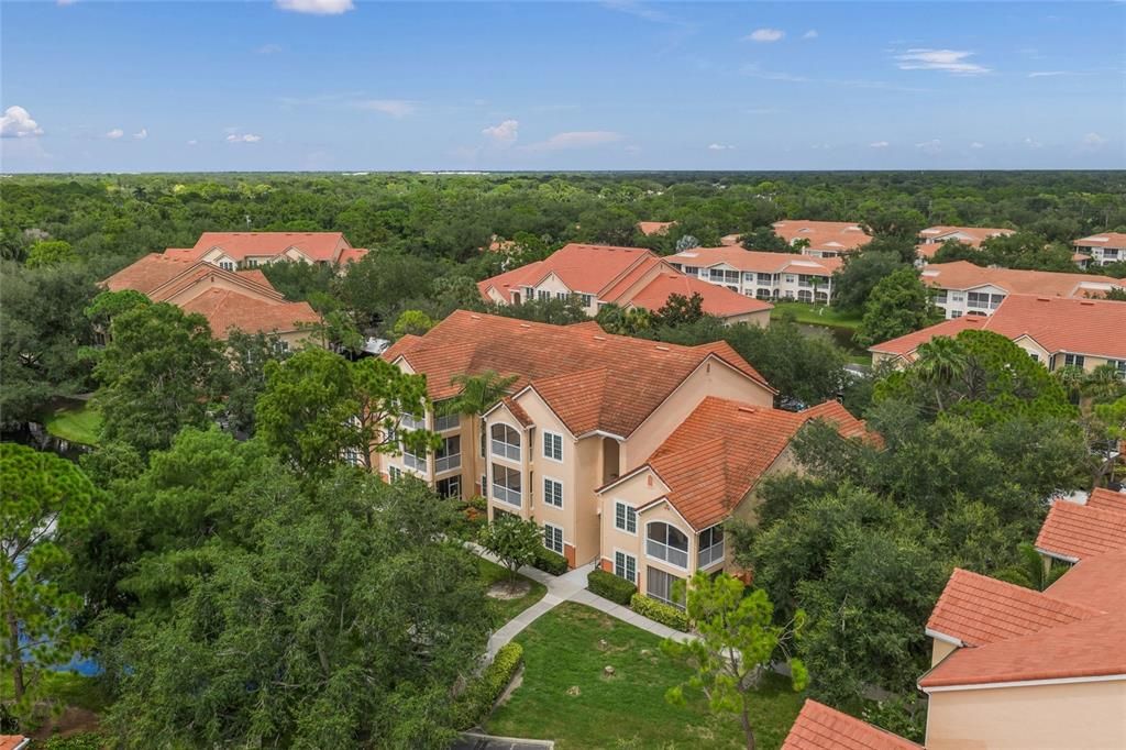 For Sale: $219,000 (2 beds, 2 baths, 1209 Square Feet)