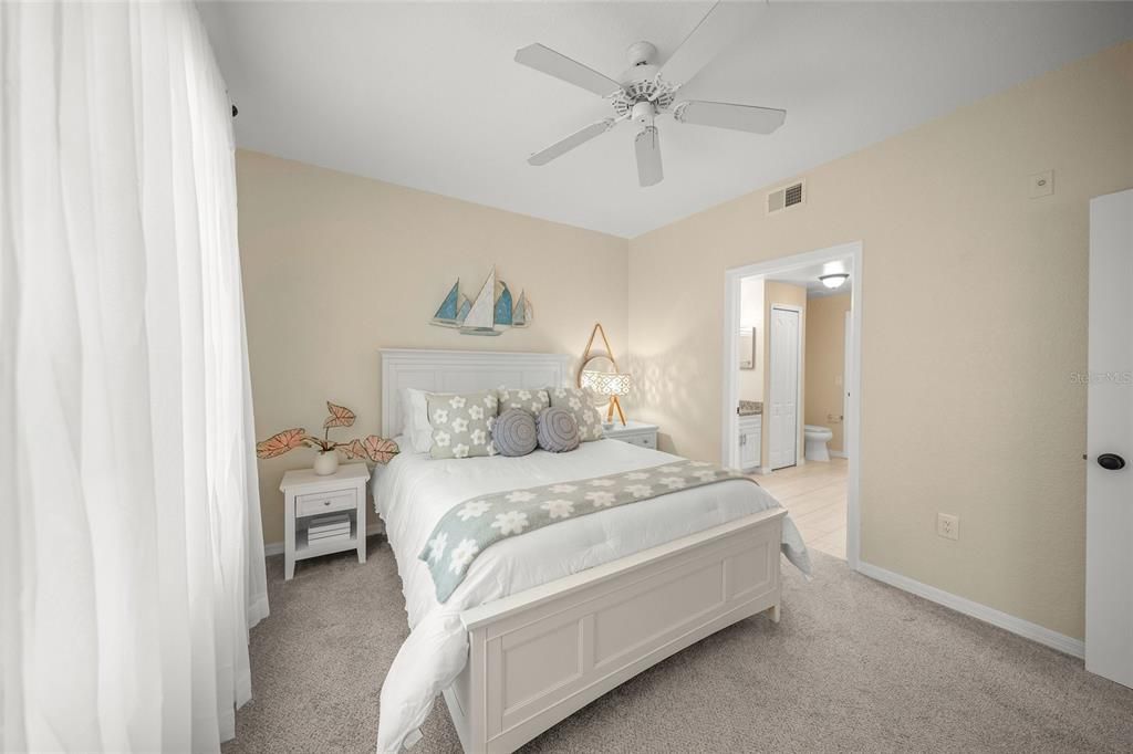 For Sale: $219,000 (2 beds, 2 baths, 1209 Square Feet)
