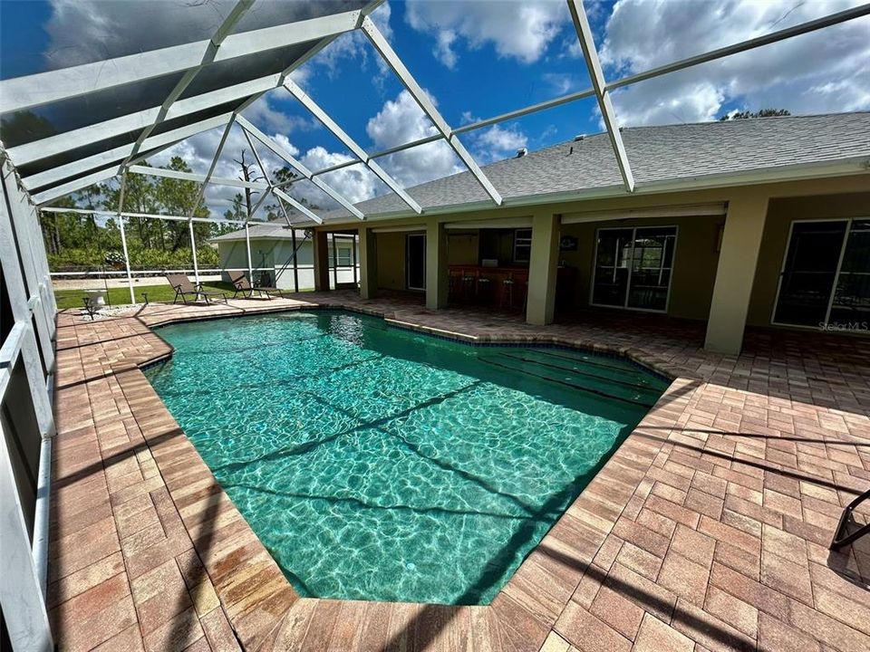 For Rent: $2,800 (3 beds, 2 baths, 1458 Square Feet)