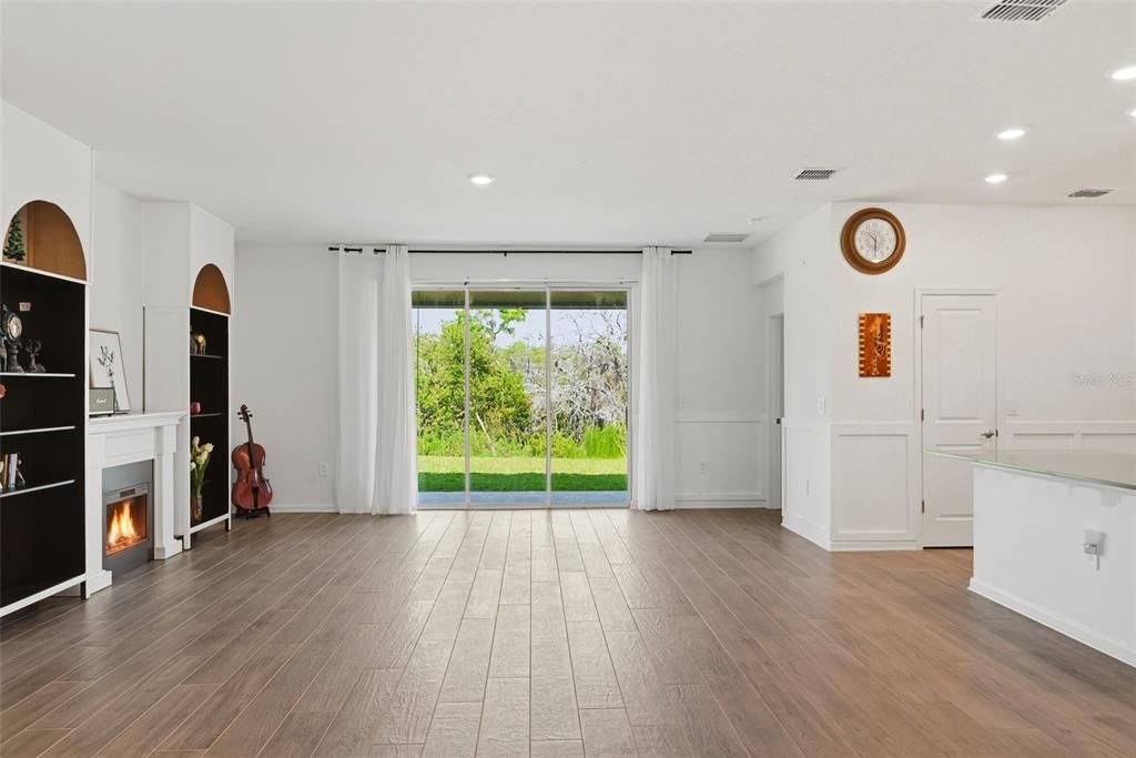 For Rent: $3,600 (4 beds, 4 baths, 2718 Square Feet)