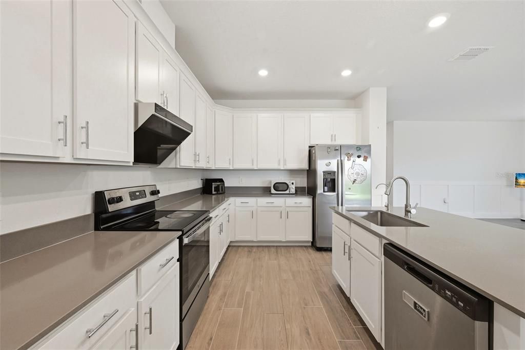For Rent: $3,600 (4 beds, 4 baths, 2718 Square Feet)