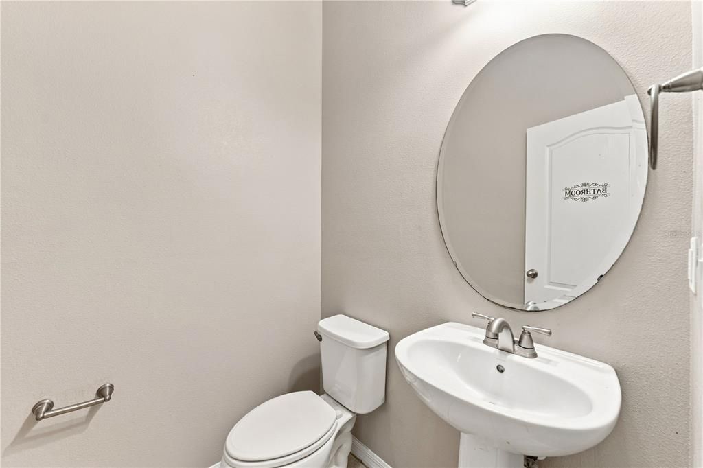 For Rent: $2,950 (3 beds, 2 baths, 2172 Square Feet)