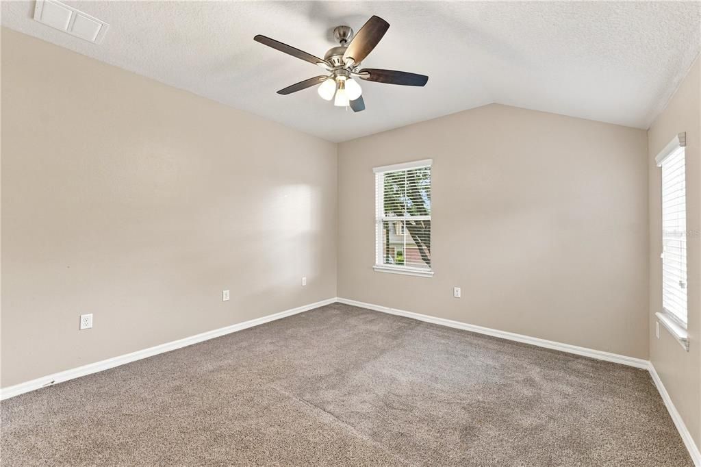 For Rent: $2,950 (3 beds, 2 baths, 2172 Square Feet)