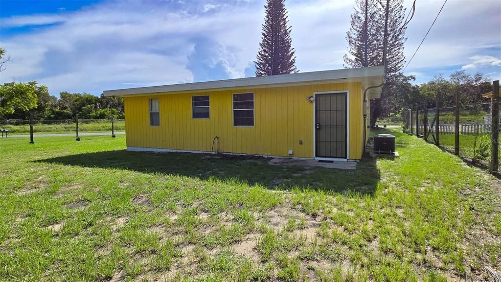 For Rent: $1,450 (2 beds, 2 baths, 1120 Square Feet)