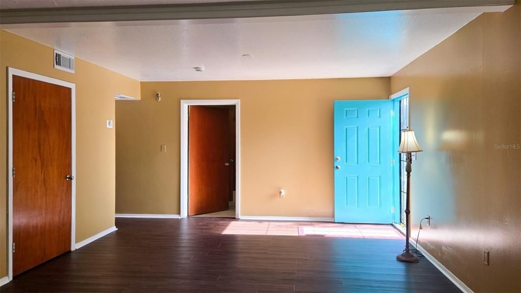 For Rent: $1,450 (2 beds, 2 baths, 1120 Square Feet)