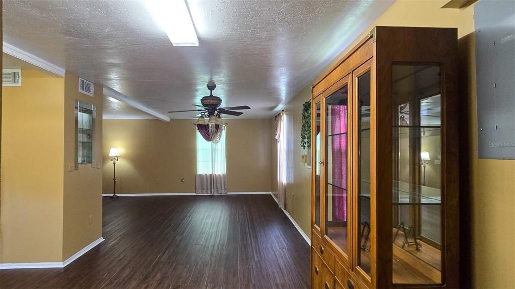 For Rent: $1,450 (2 beds, 2 baths, 1120 Square Feet)