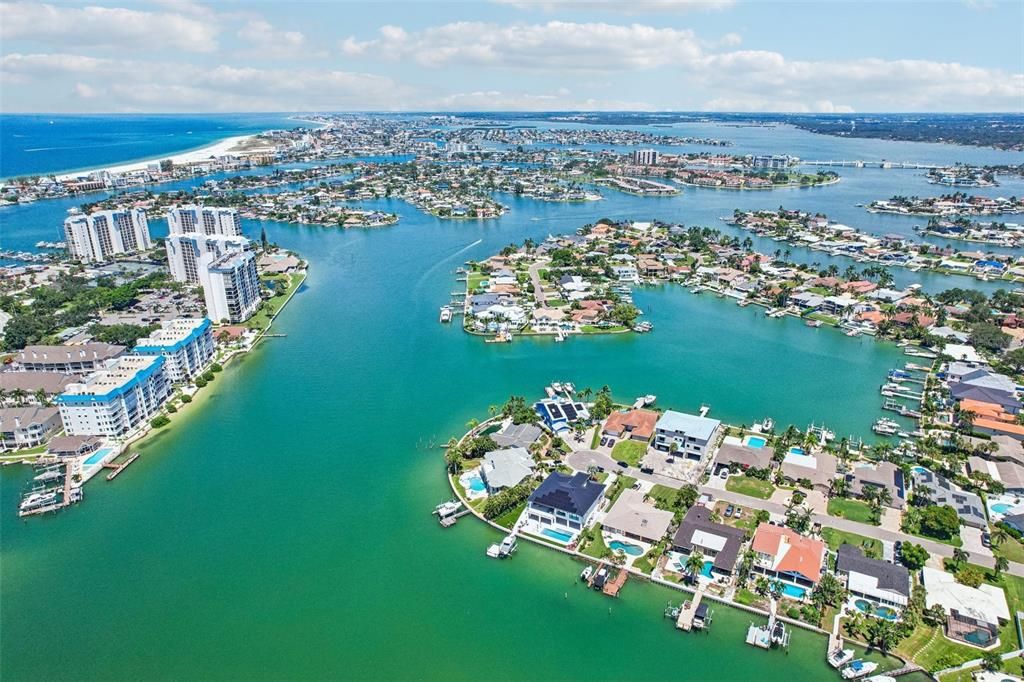 En Venta: $2,400,000 (0.29 acres)