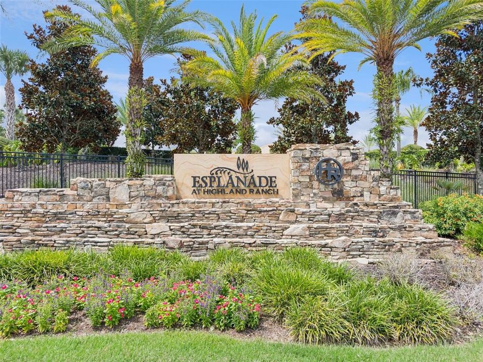 For Sale: $535,000 (2 beds, 2 baths, 2172 Square Feet)