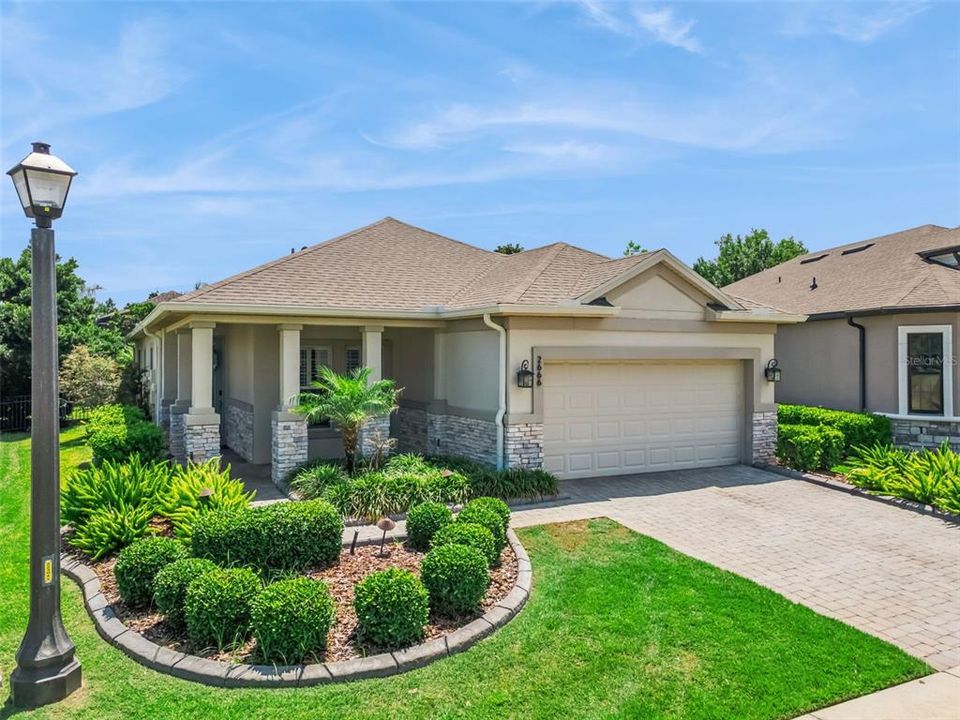 For Sale: $535,000 (2 beds, 2 baths, 2172 Square Feet)