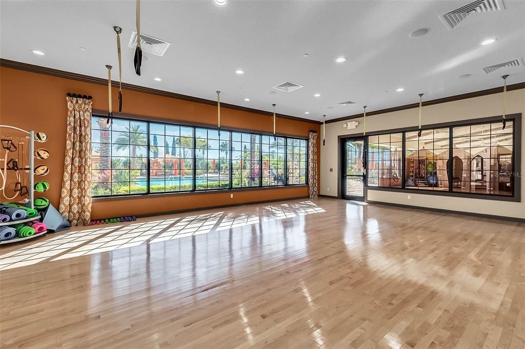 For Sale: $535,000 (2 beds, 2 baths, 2172 Square Feet)