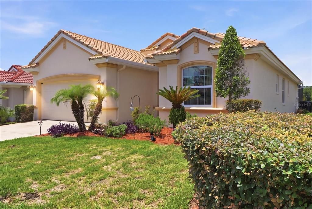 En Venta: $438,500 (3 camas, 2 baños, 1724 Pies cuadrados)