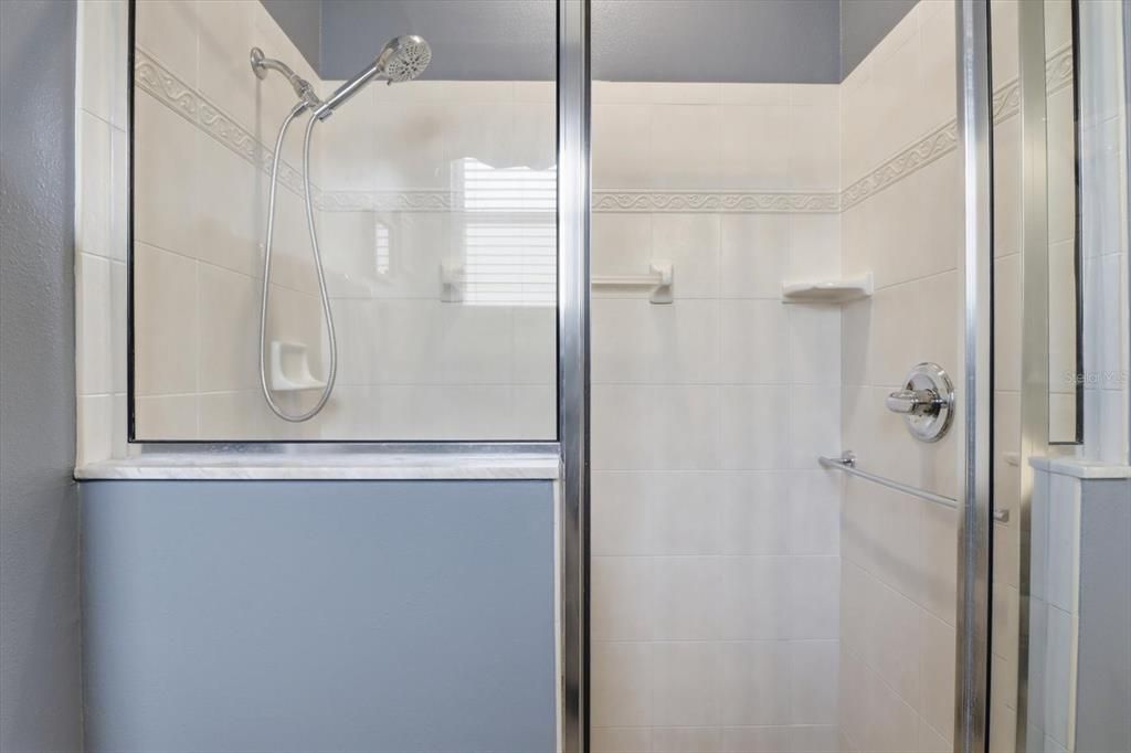 En Venta: $438,500 (3 camas, 2 baños, 1724 Pies cuadrados)
