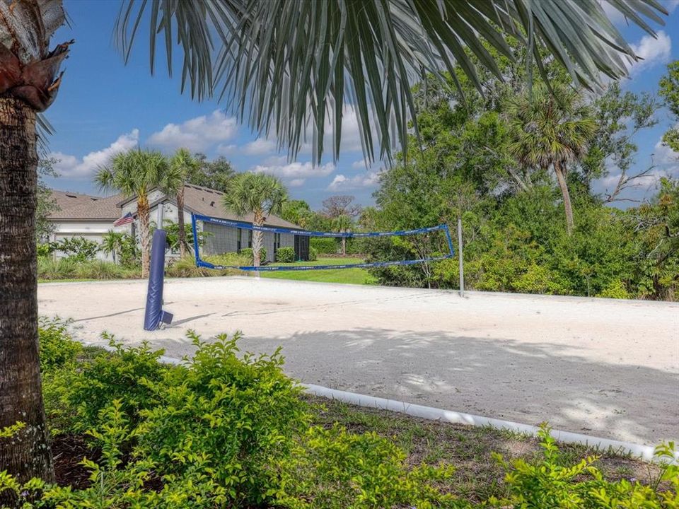 For Rent: $1,995 (3 beds, 2 baths, 1553 Square Feet)