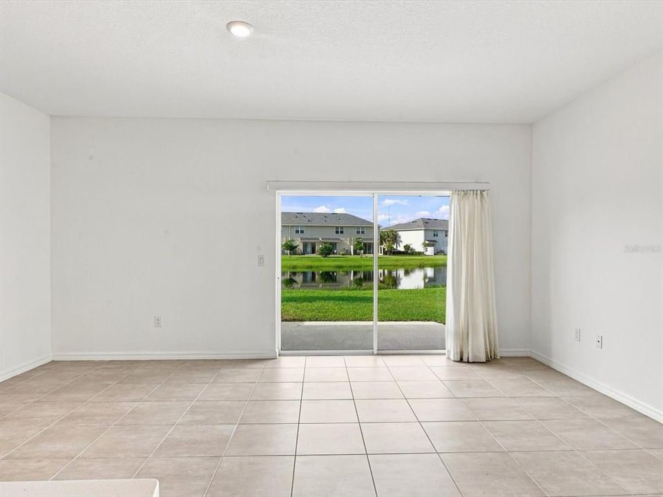 For Rent: $1,995 (3 beds, 2 baths, 1553 Square Feet)