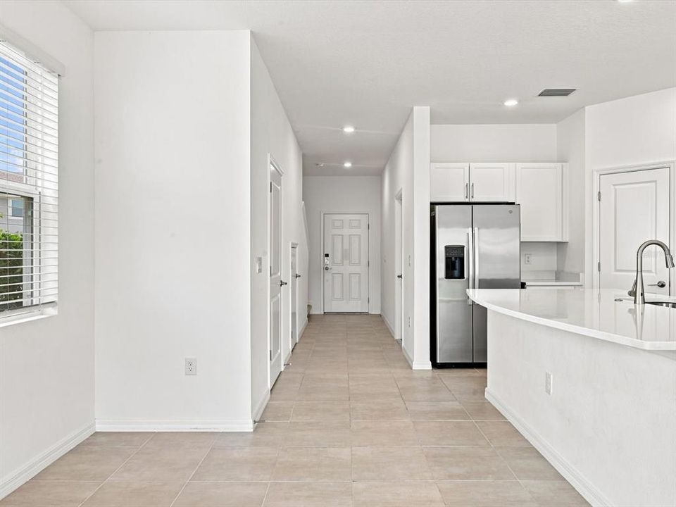 For Rent: $1,995 (3 beds, 2 baths, 1553 Square Feet)