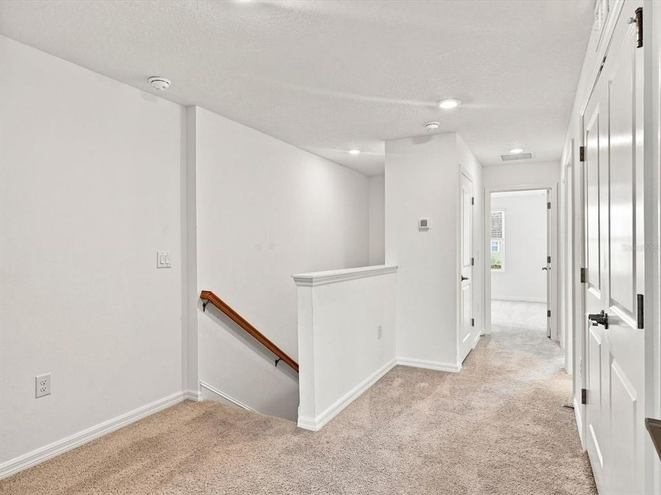 For Rent: $1,995 (3 beds, 2 baths, 1553 Square Feet)
