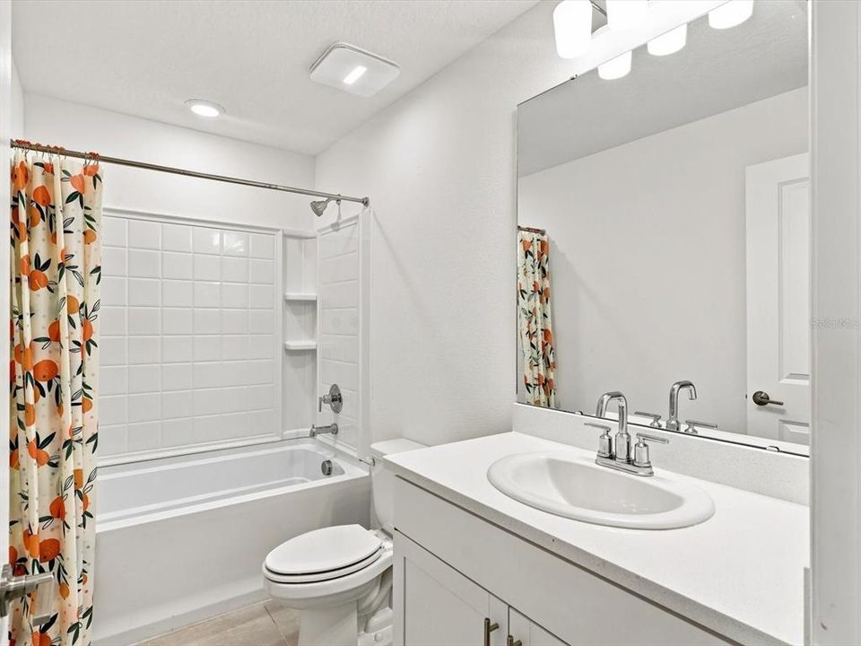 For Rent: $1,995 (3 beds, 2 baths, 1553 Square Feet)