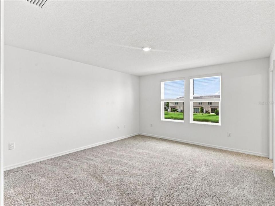 For Rent: $1,995 (3 beds, 2 baths, 1553 Square Feet)