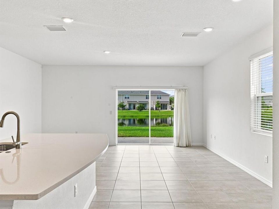 For Rent: $1,995 (3 beds, 2 baths, 1553 Square Feet)