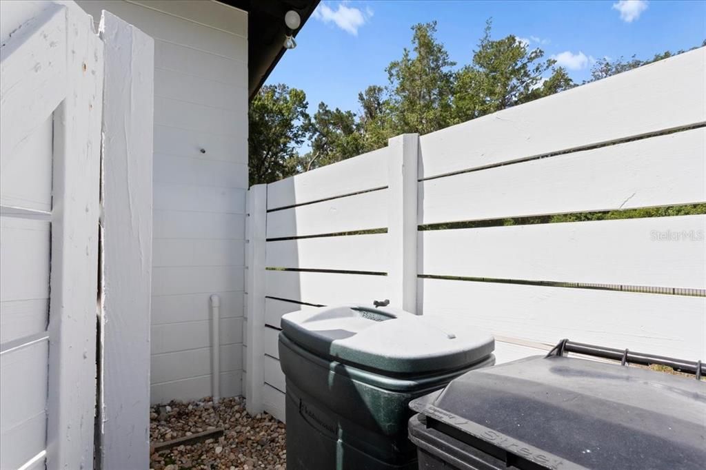 For Sale: $549,900 (4 beds, 2 baths, 2784 Square Feet)