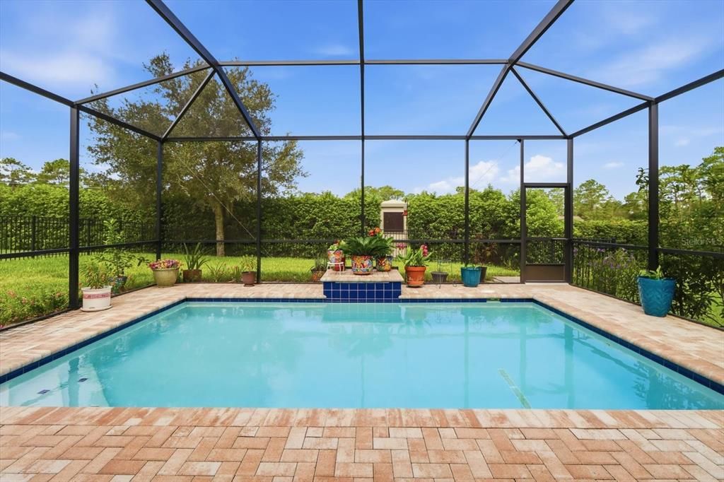 En Venta: $649,900 (3 camas, 2 baños, 1996 Pies cuadrados)