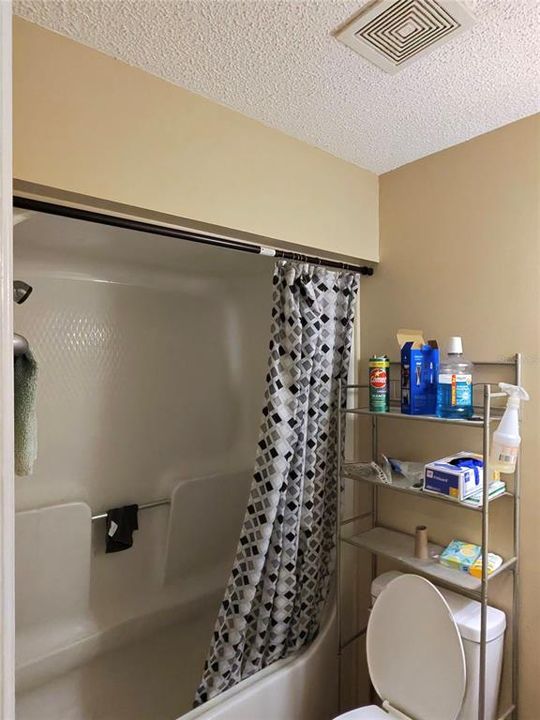 For Sale: $189,990 (3 beds, 2 baths, 1302 Square Feet)