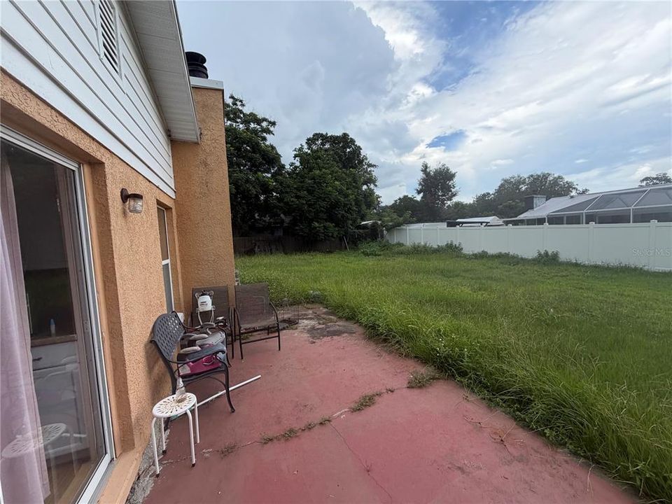 For Sale: $189,990 (3 beds, 2 baths, 1302 Square Feet)