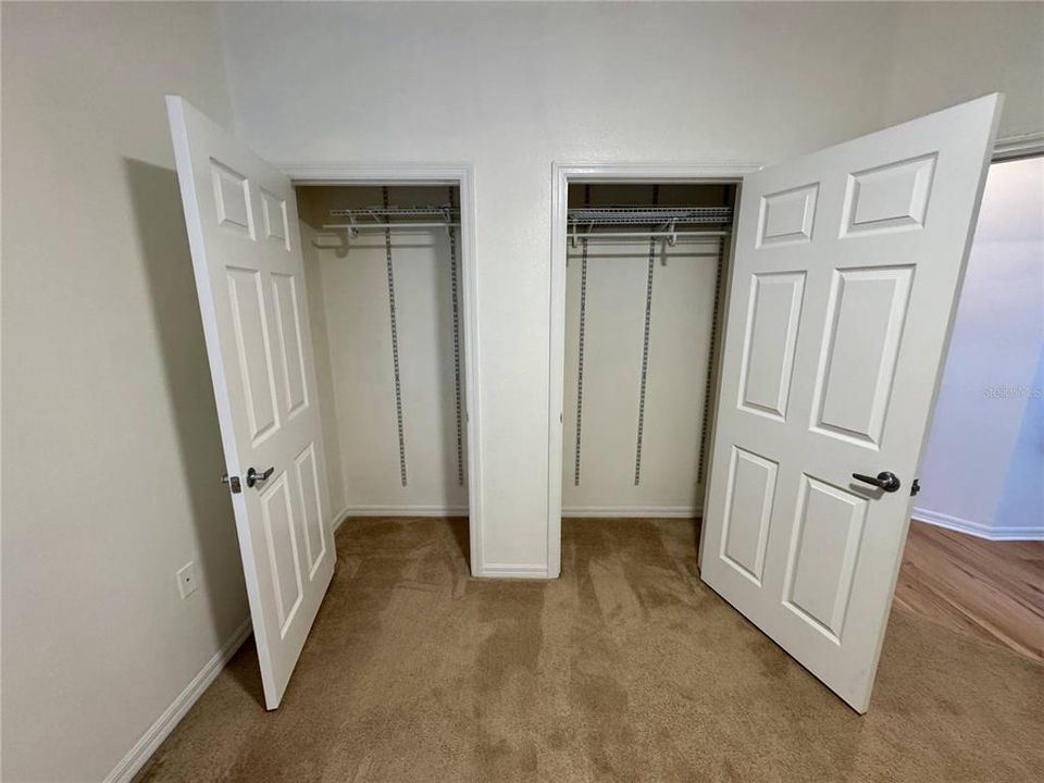 For Sale: $280,000 (3 beds, 2 baths, 1282 Square Feet)
