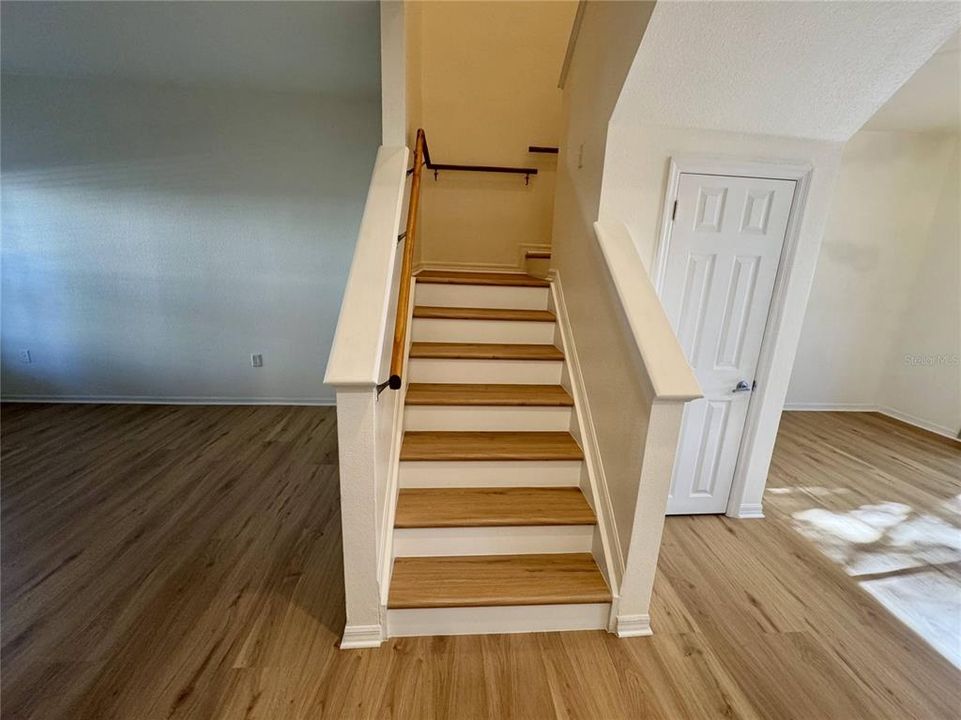 For Sale: $280,000 (3 beds, 2 baths, 1282 Square Feet)
