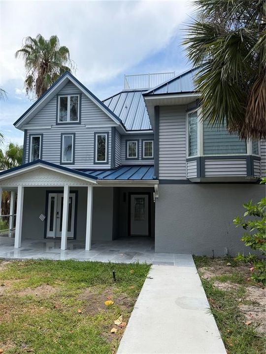 En Venta: $4,890,000 (4 camas, 3 baños, 2996 Pies cuadrados)