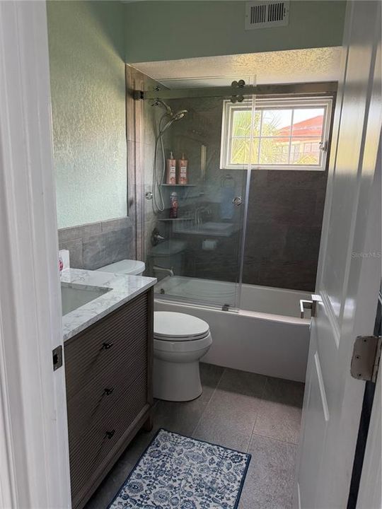 En Venta: $4,890,000 (4 camas, 3 baños, 2996 Pies cuadrados)