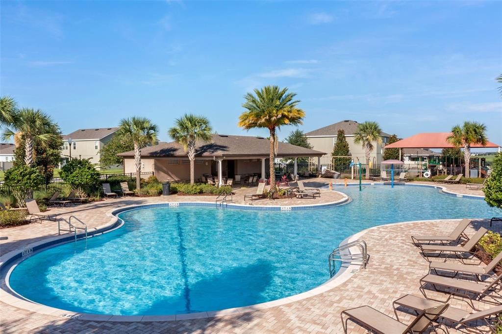 For Rent: $3,200 (4 beds, 2 baths, 2594 Square Feet)
