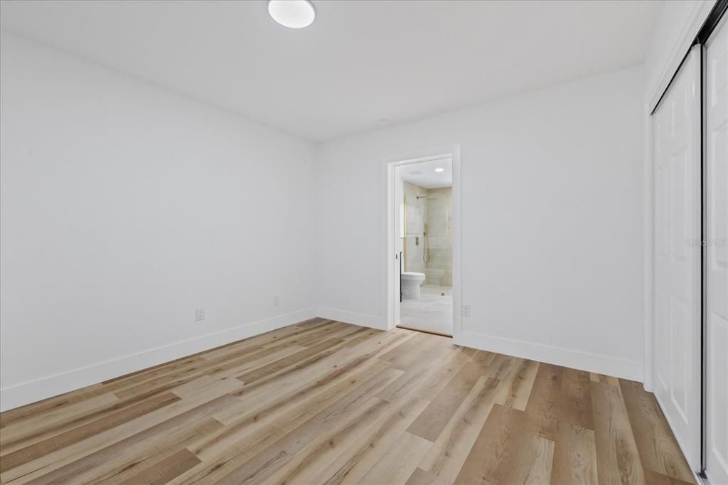 На продажу: $434,900 (3 спален, 3 ванн, 2085 Квадратных фут)
