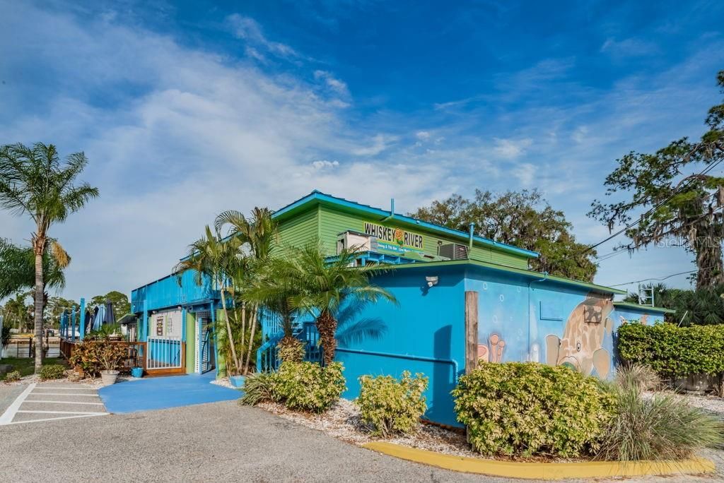 For Sale: $219,900 (2 beds, 2 baths, 1229 Square Feet)