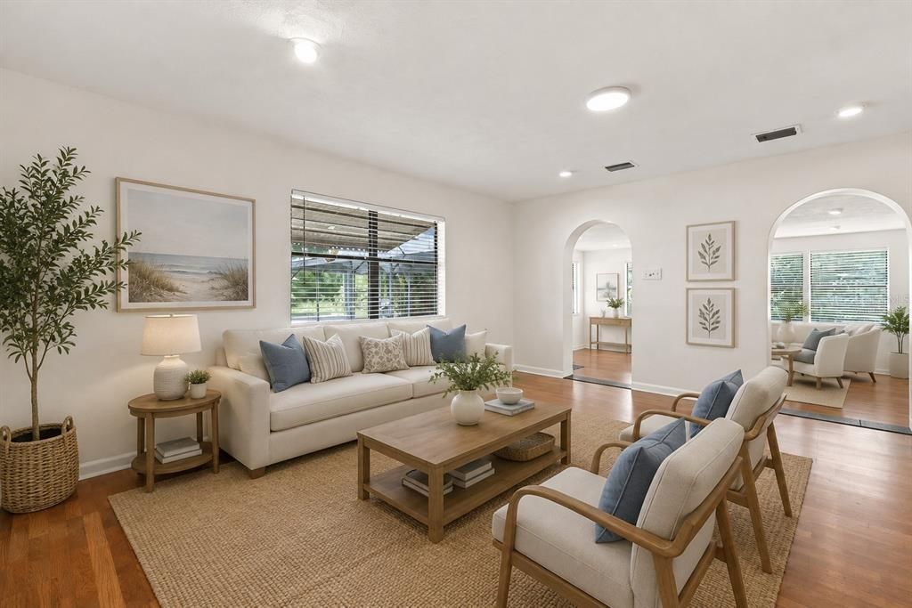 For Sale: $219,900 (2 beds, 2 baths, 1229 Square Feet)