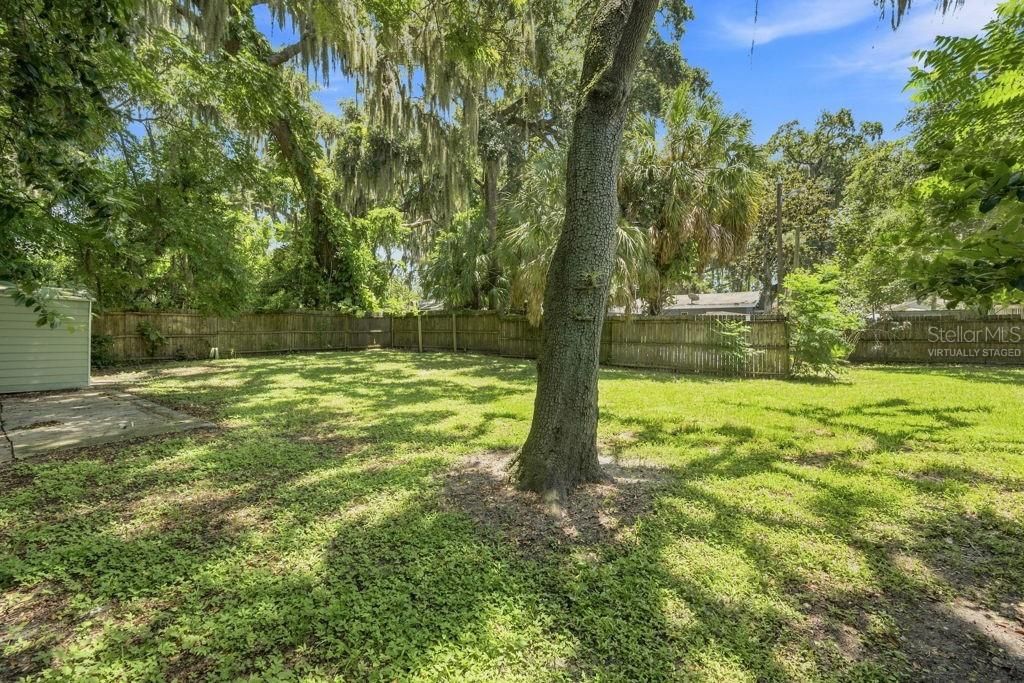 For Sale: $219,900 (2 beds, 2 baths, 1229 Square Feet)