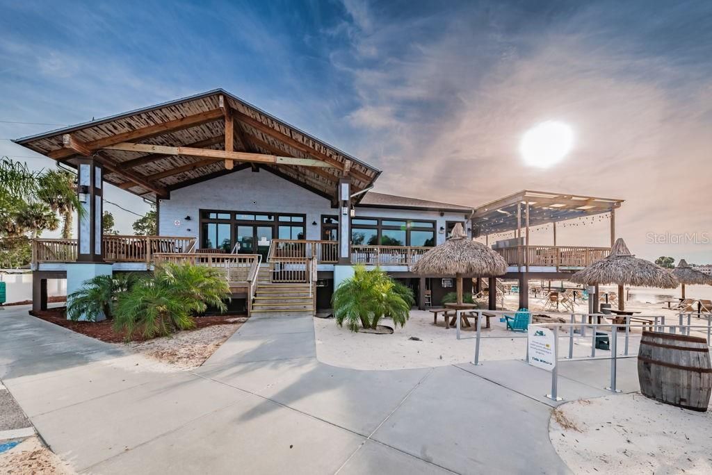 For Sale: $219,900 (2 beds, 2 baths, 1229 Square Feet)