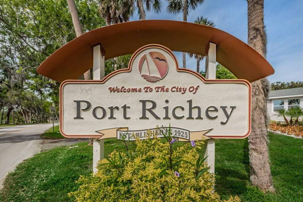 For Sale: $219,900 (2 beds, 2 baths, 1229 Square Feet)