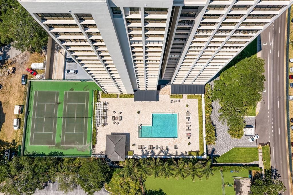 На продажу: $650,000 (2 спален, 2 ванн, 1702 Квадратных фут)