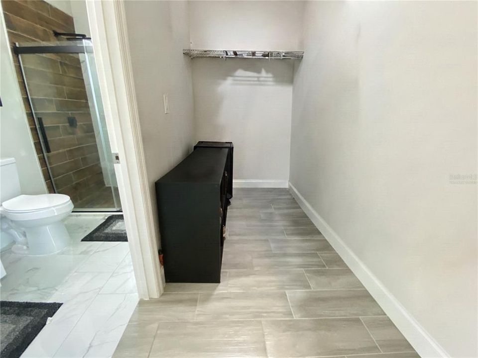 For Rent: $2,450 (3 beds, 2 baths, 1503 Square Feet)