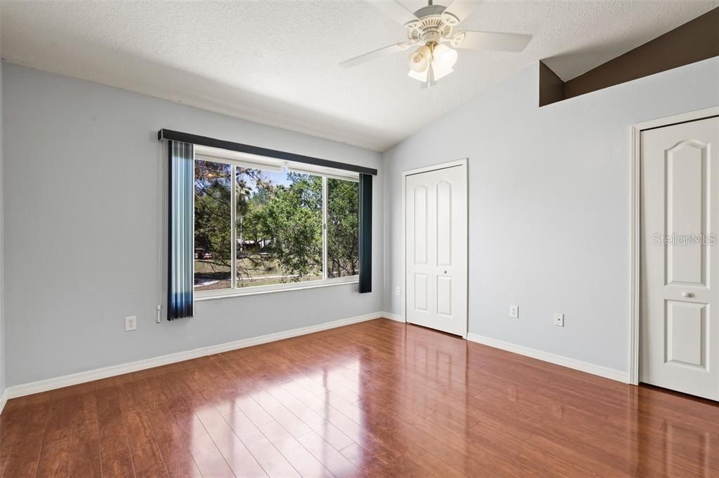 For Rent: $1,850 (2 beds, 1 baths, 1110 Square Feet)