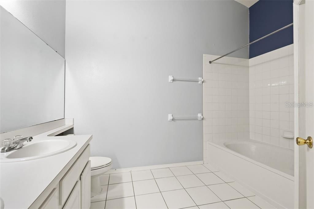 For Rent: $1,850 (2 beds, 1 baths, 1110 Square Feet)