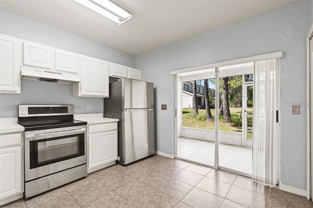 For Rent: $1,850 (2 beds, 1 baths, 1110 Square Feet)